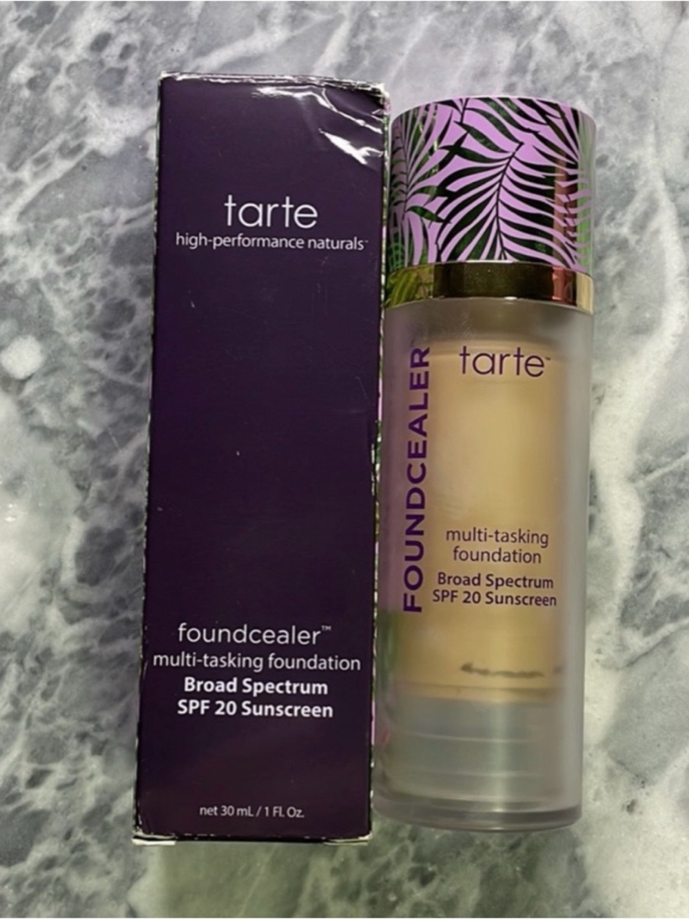 Tarte Multi-Tasking Foundation Foundcealer Light Golden